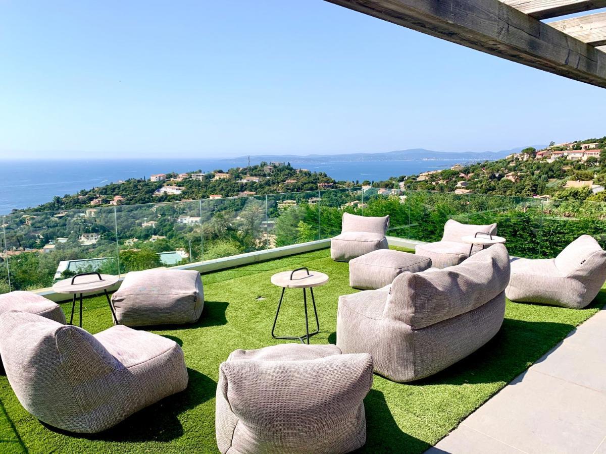 Vue Panoramique Sur La Baie De St Tropez Villa Les Issambres Bagian luar foto
